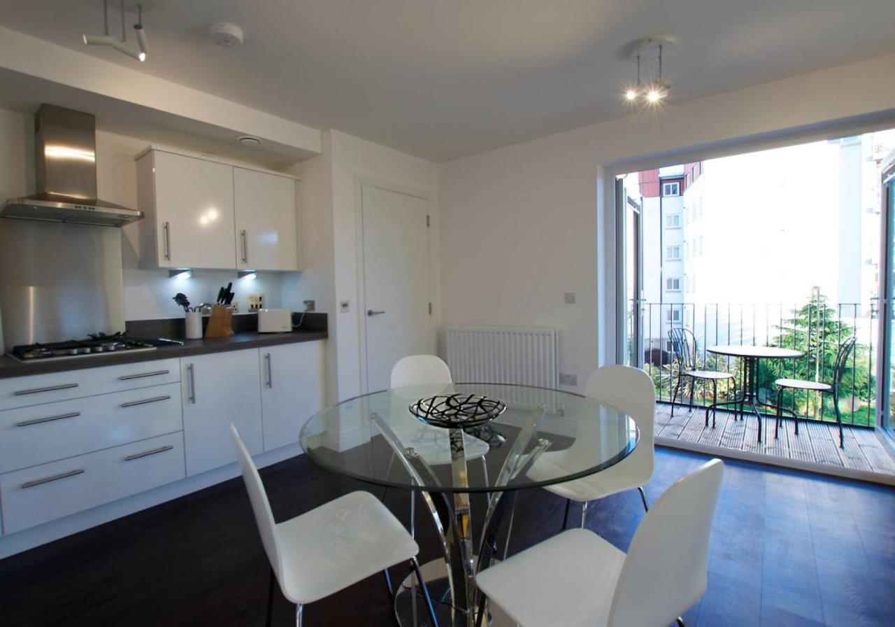 Altido Bright City Centre 2Bed, 2Bath With Free Parking 에든버러 외부 사진